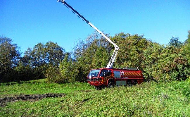 Snooze Crash Tender Vehicle